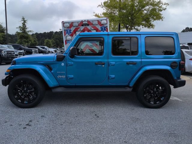 Used 2022 Jeep Wrangler Unlimited Sahara w/ Cold Weather Group AWD/4WD image 6