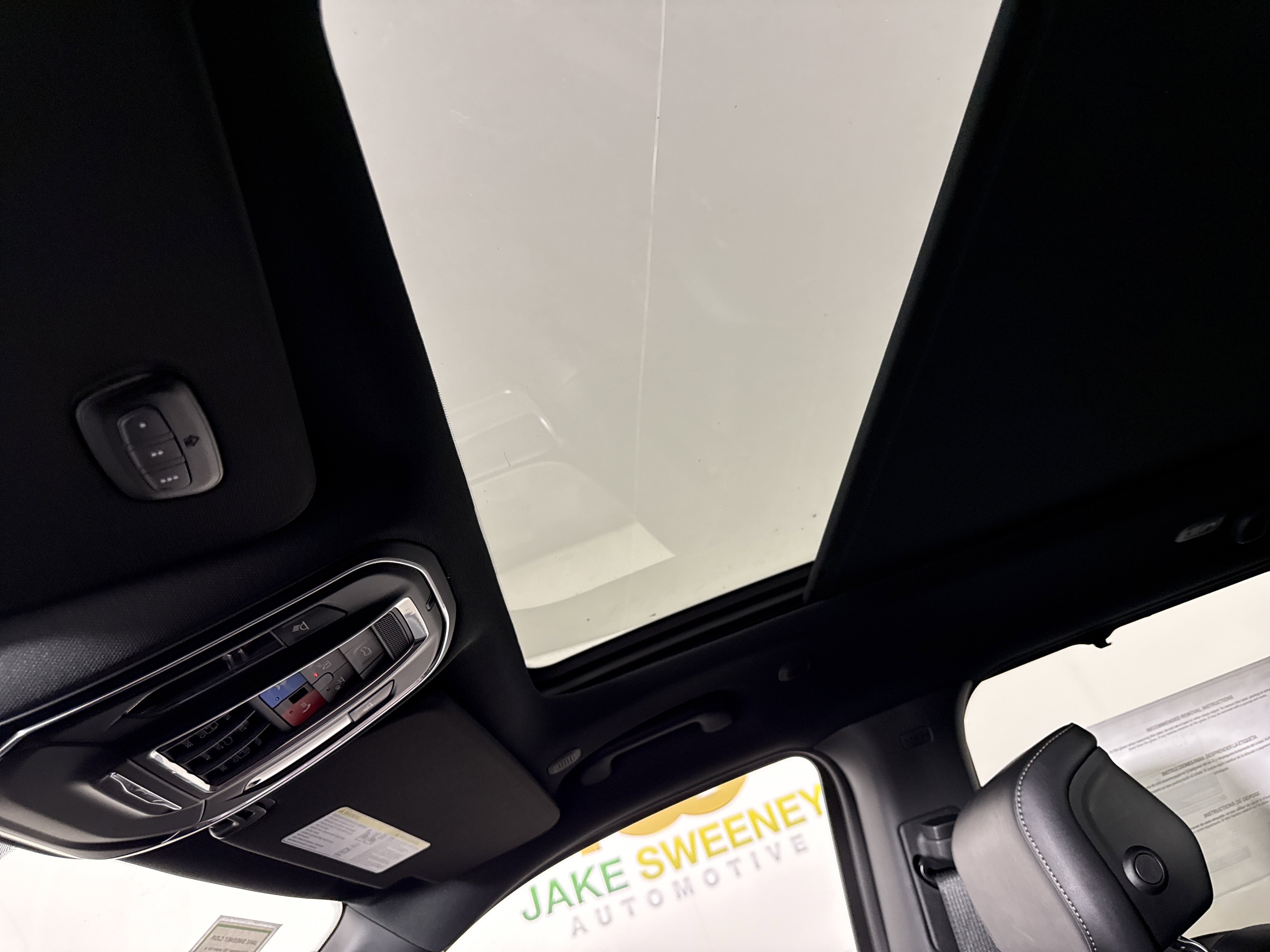 New 2025 Jeep Wagoneer L Series III w/ Quick Order Package 25C Super image 21