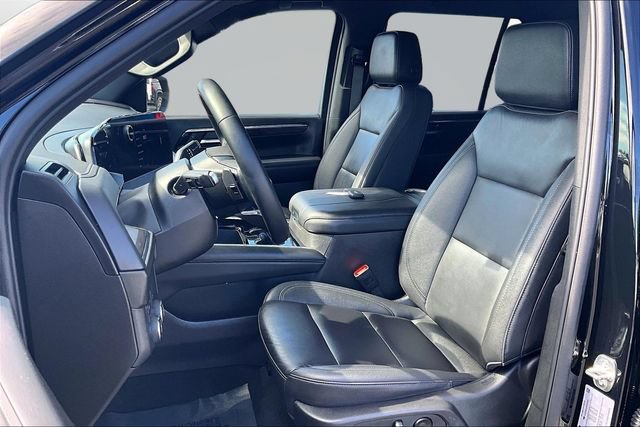 Used 2025 Chevrolet Tahoe LT AWD/4WD image 24
