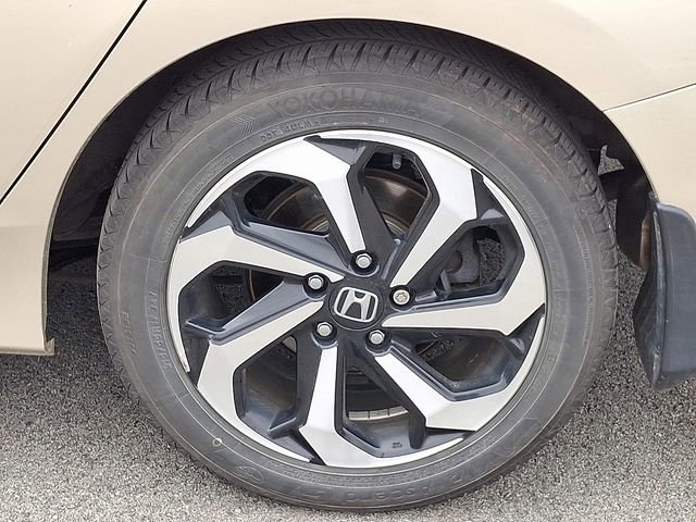 Certified 2017 Honda Accord EX-L image 31