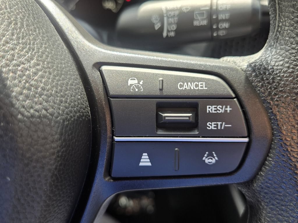 Used 2025 Honda CR-V LX image 24