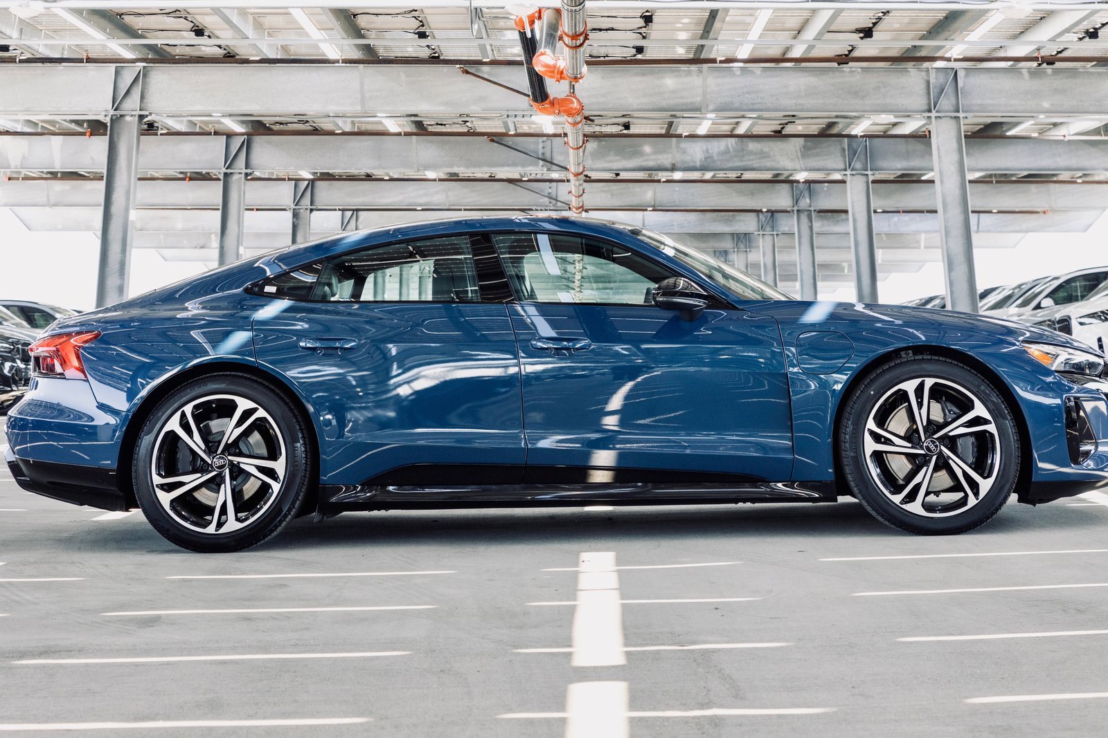 Used 2024 Audi e-tron GT Premium Plus image 7