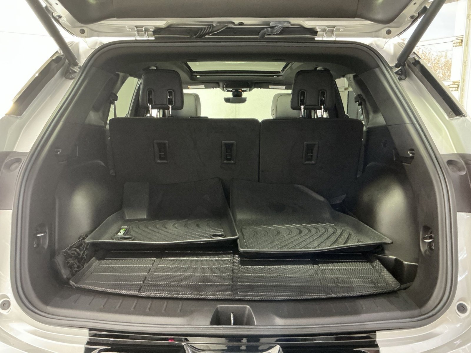 Used 2021 Chevrolet Blazer RS w/ Enhanced Convenience Package image 26