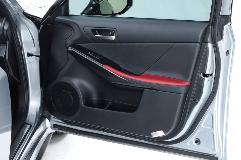 Used 2025 Lexus IS 300 w/ Premium Package RWD image 36