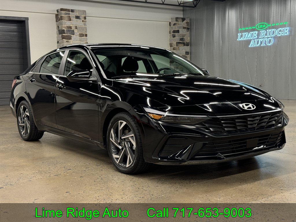 Used 2024 Hyundai Elantra SEL w/ Convenience Package