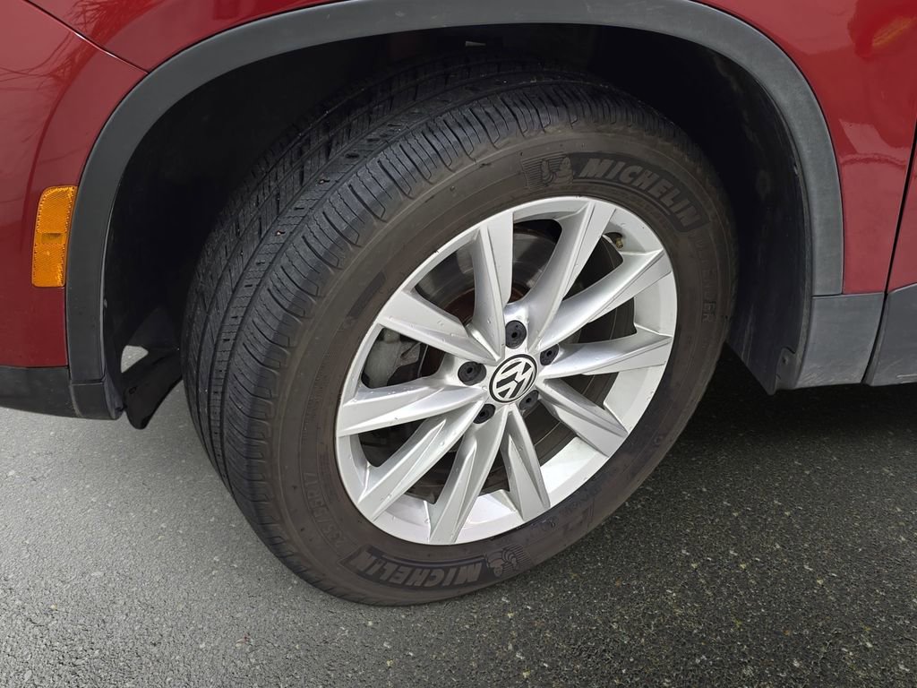 Used 2014 Volkswagen Tiguan SE AWD/4WD image 28