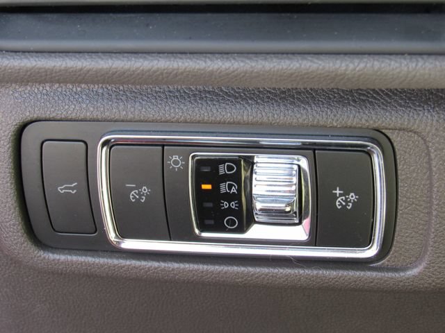 Used 2022 Lincoln Corsair FWD image 28