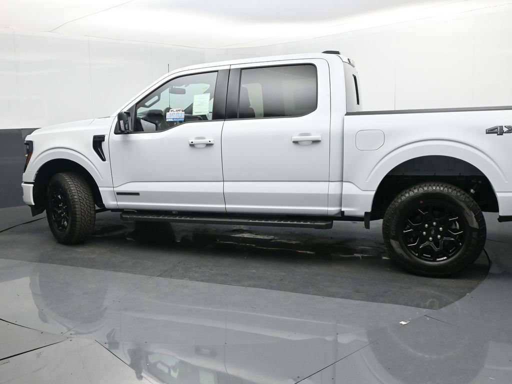 New 2025 Ford F150 XLT w/ Equipment Group 302A MID image 3