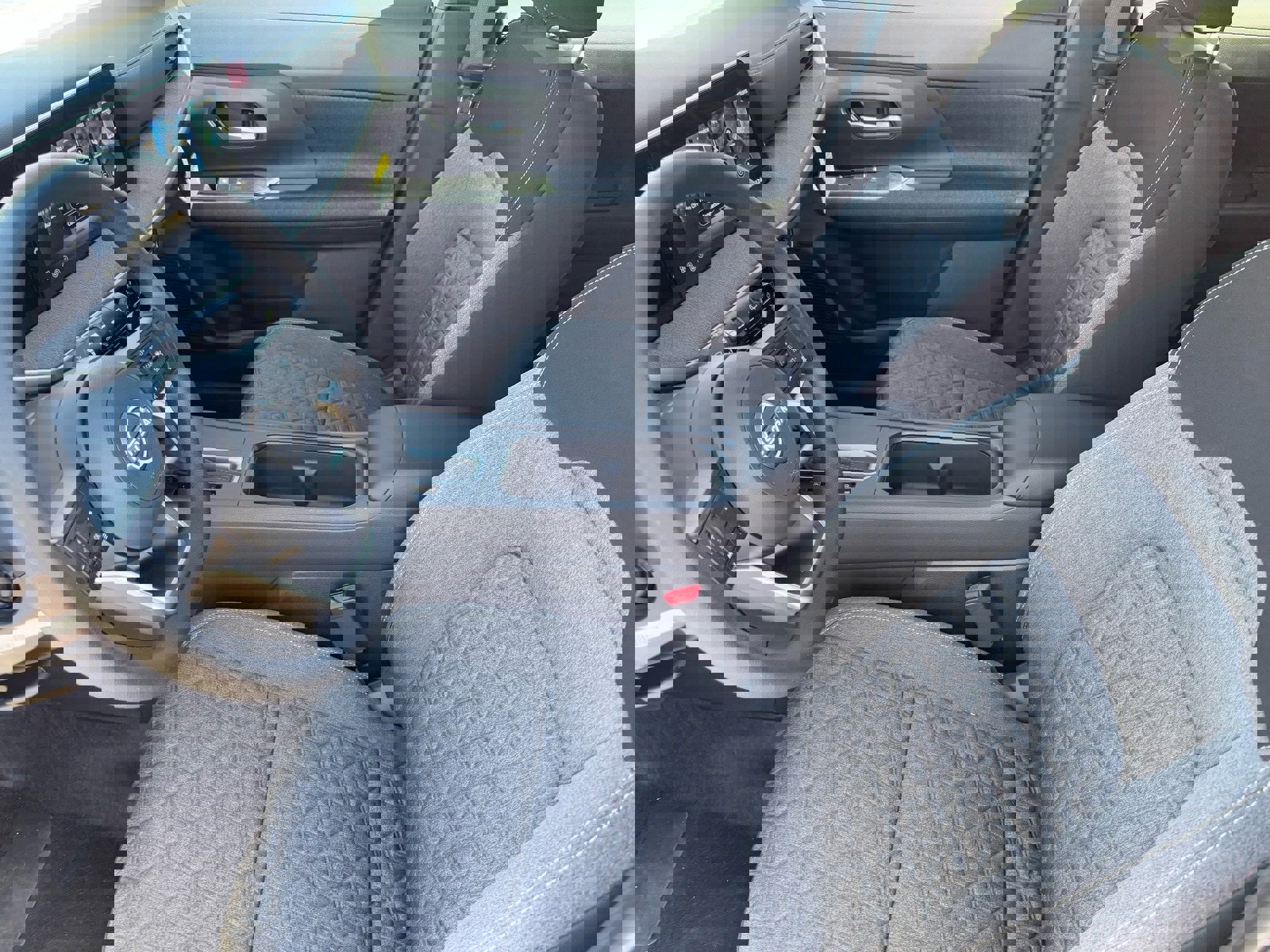 New 2026 Nissan Kicks SV w/ Cold Weather Package image 17