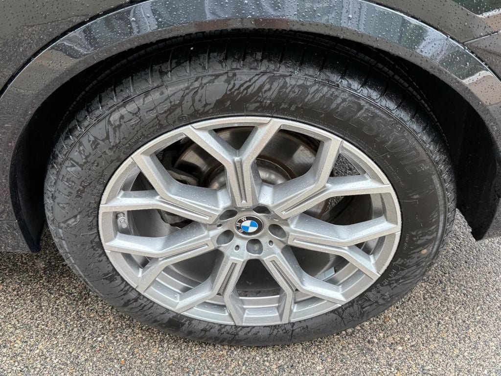 Used 2025 BMW X7 xDrive40i AWD/4WD image 7