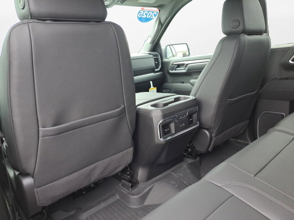 Certified 2025 Chevrolet Silverado 1500 LTZ w/ LTZ Premium Package image 13