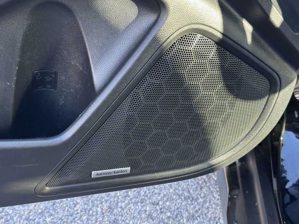 Used 2023 Subaru Outback Limited image 14