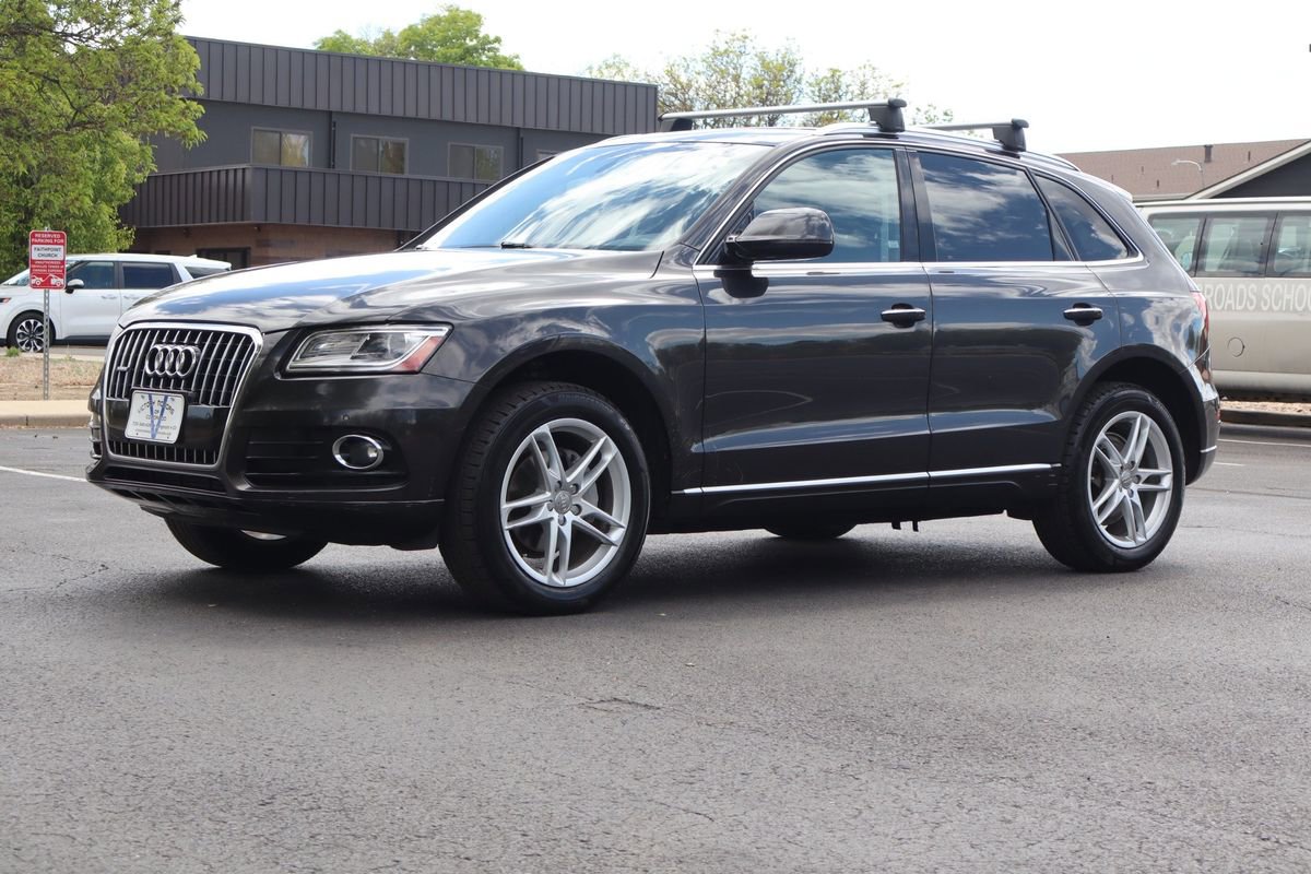 Used 2017 Audi Q5 2.0T Premium Plus w/ Technology Package AWD/4WD image 11