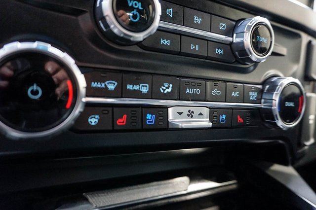 Used 2024 Ford F250 Lariat w/ Lariat Ultimate Package image 38