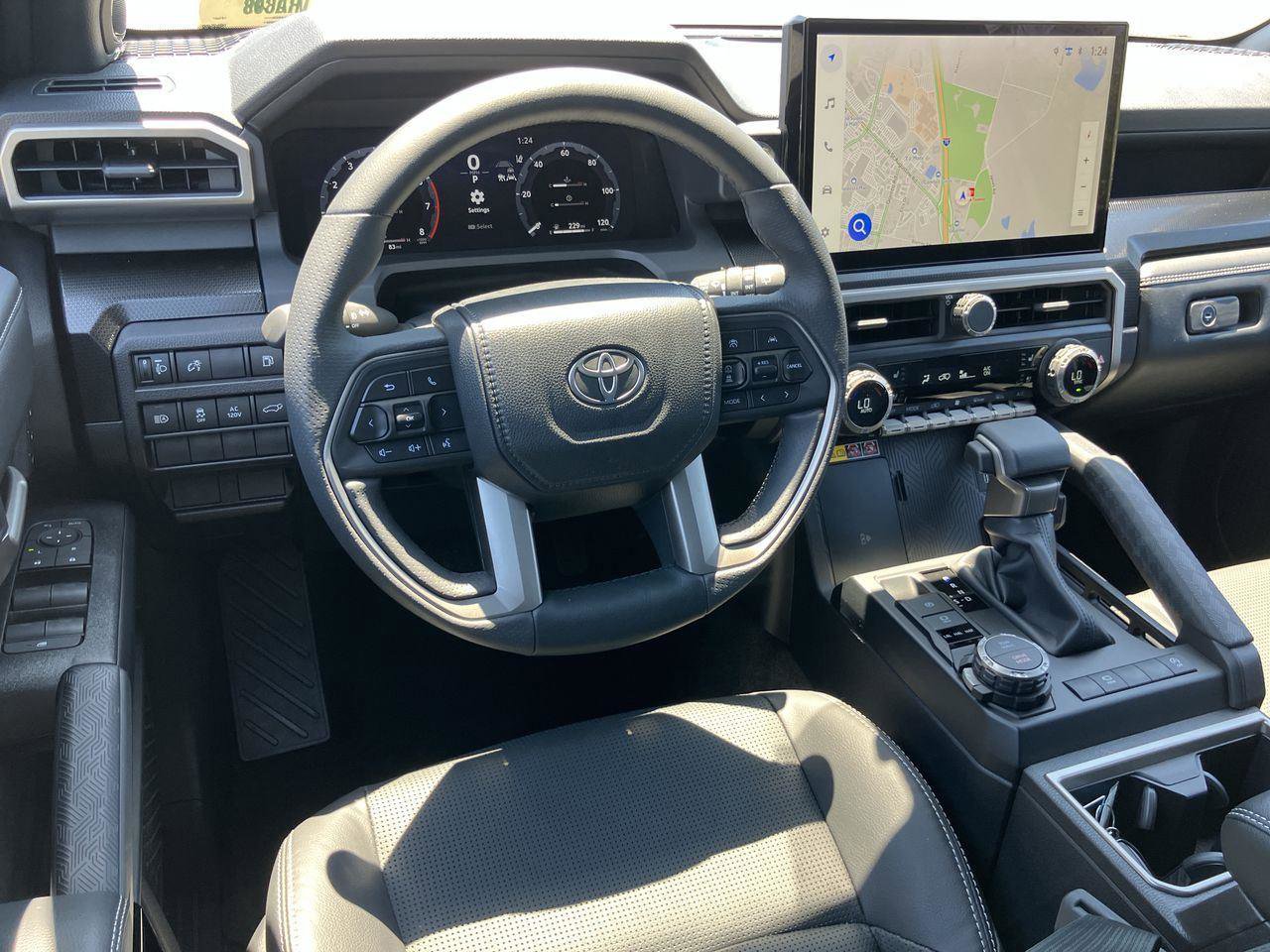 Certified 2025 Toyota 4Runner Limited AWD/4WD image 18