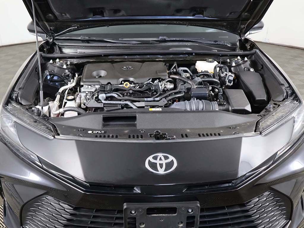 Used 2025 Toyota Camry LE FWD image 17