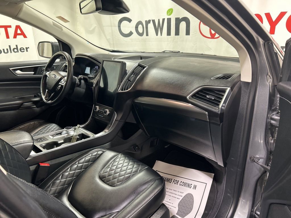 Used 2024 Ford Edge Titanium image 10