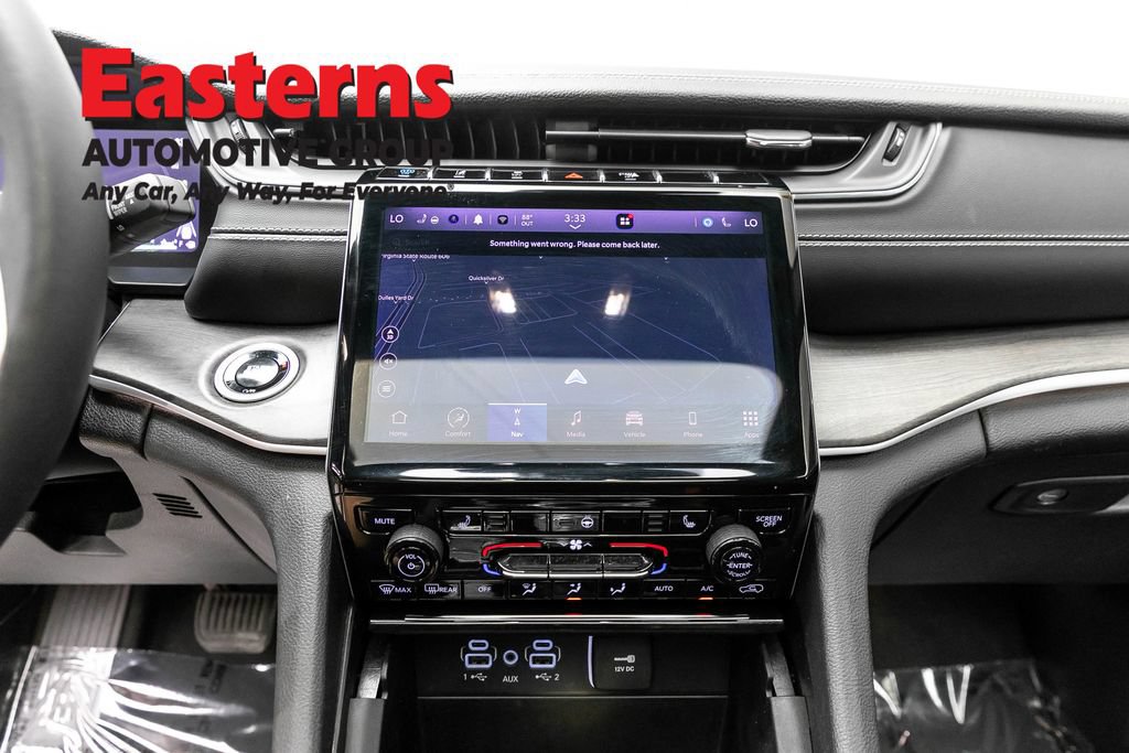 Used 2024 Jeep Grand Cherokee Limited 4xe AWD/4WD image 12