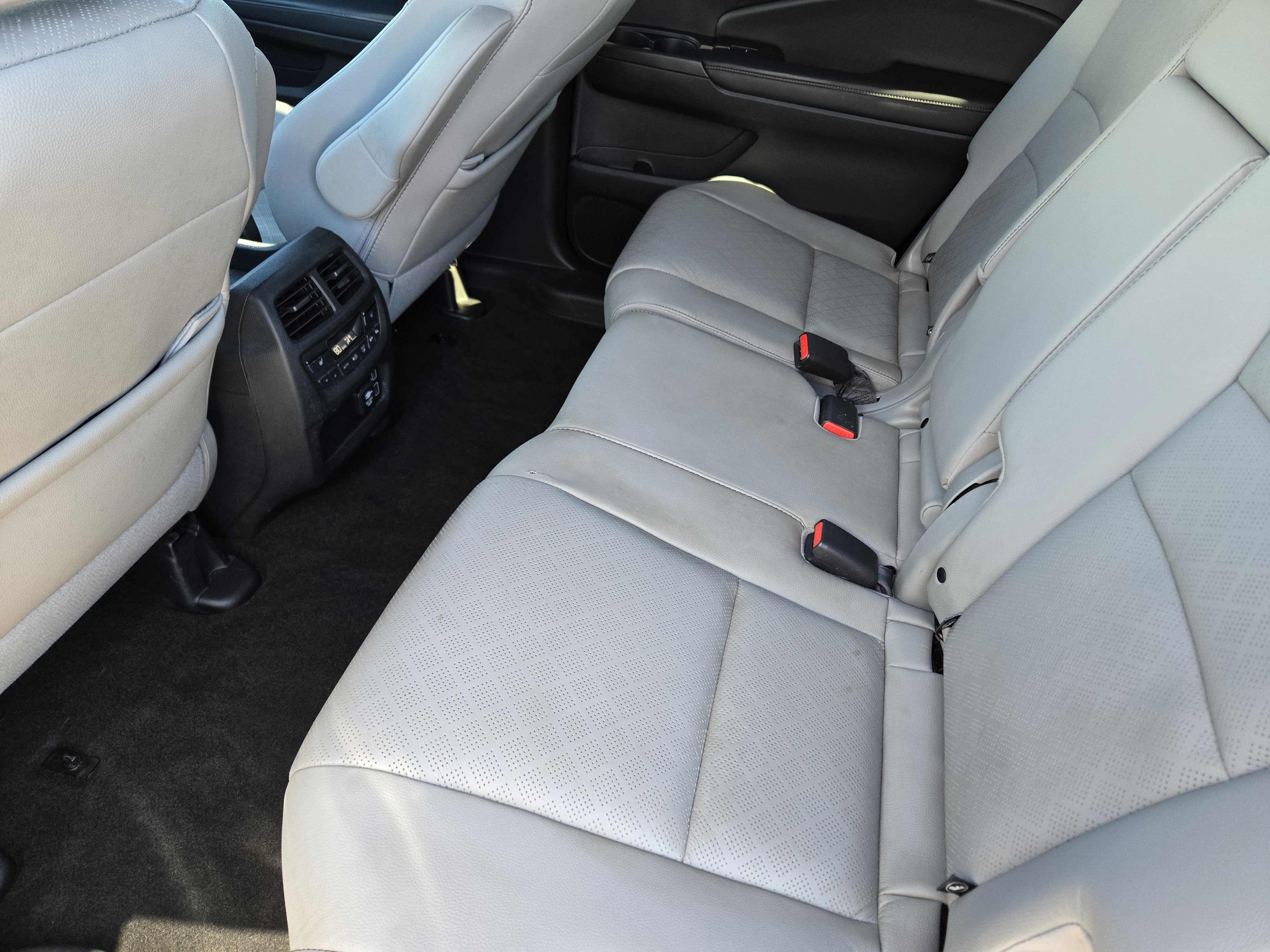 Used 2023 Honda Passport Elite image 30