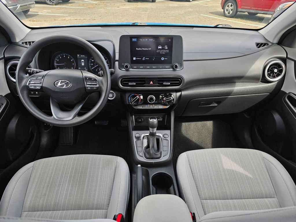 Used 2022 Hyundai Kona SEL w/ Cargo Package AWD/4WD image 17