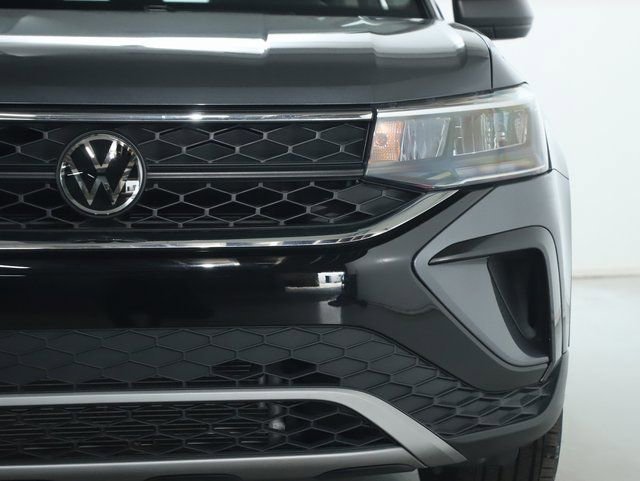 Used 2023 Volkswagen Taos S image 7
