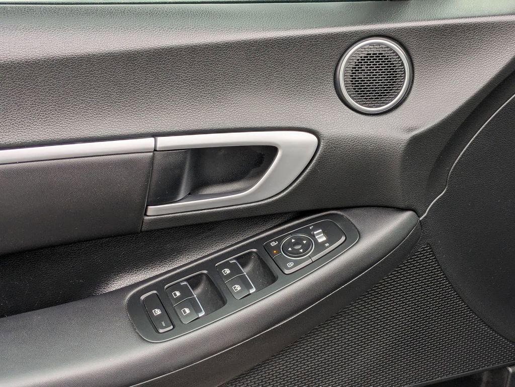 Used 2025 Hyundai Sonata SEL image 13