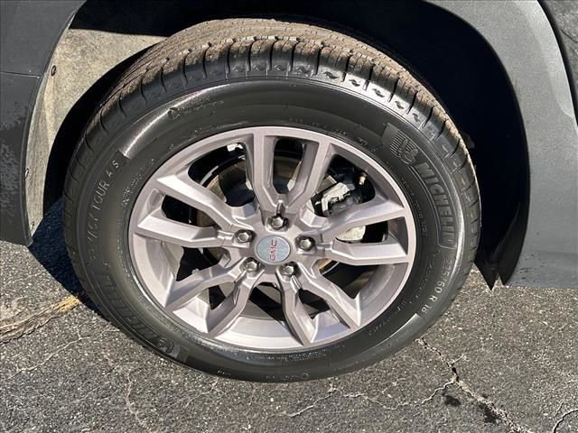 Used 2024 GMC Terrain SLT image 14