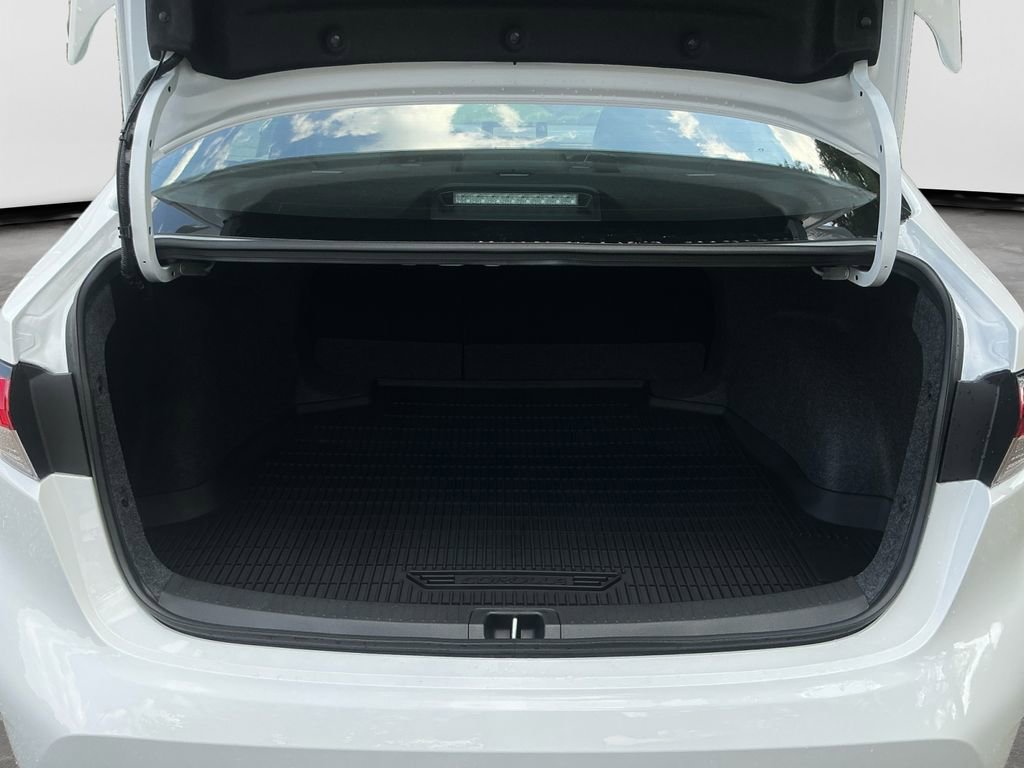 New 2026 Toyota Corolla SE FWD image 17
