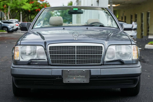 Used 1995 Mercedes-Benz E 320 Convertible image 13