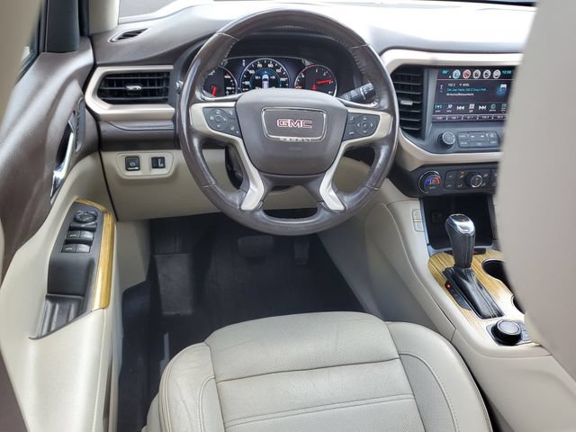 Used 2018 GMC Acadia Denali w/ Technology Package AWD/4WD image 11