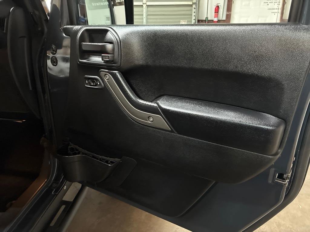 Used 2017 Jeep Wrangler Unlimited Sport w/ Quick Order Package 24S image 28