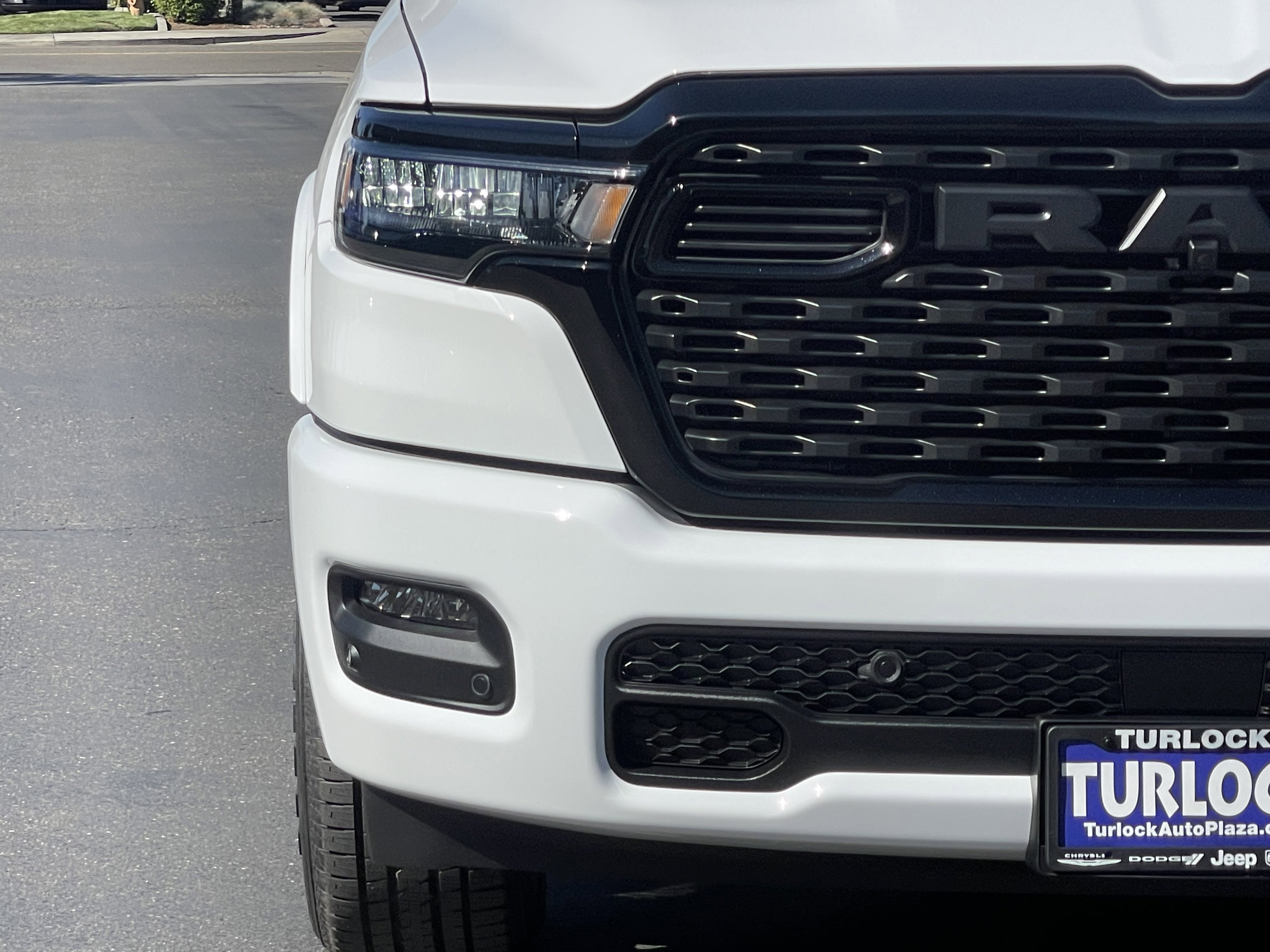 New 2026 RAM 1500 Big Horn AWD/4WD image 5