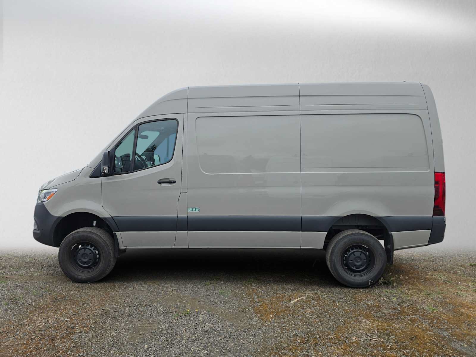 Used 2026 Mercedes-Benz Sprinter 2500 image 6