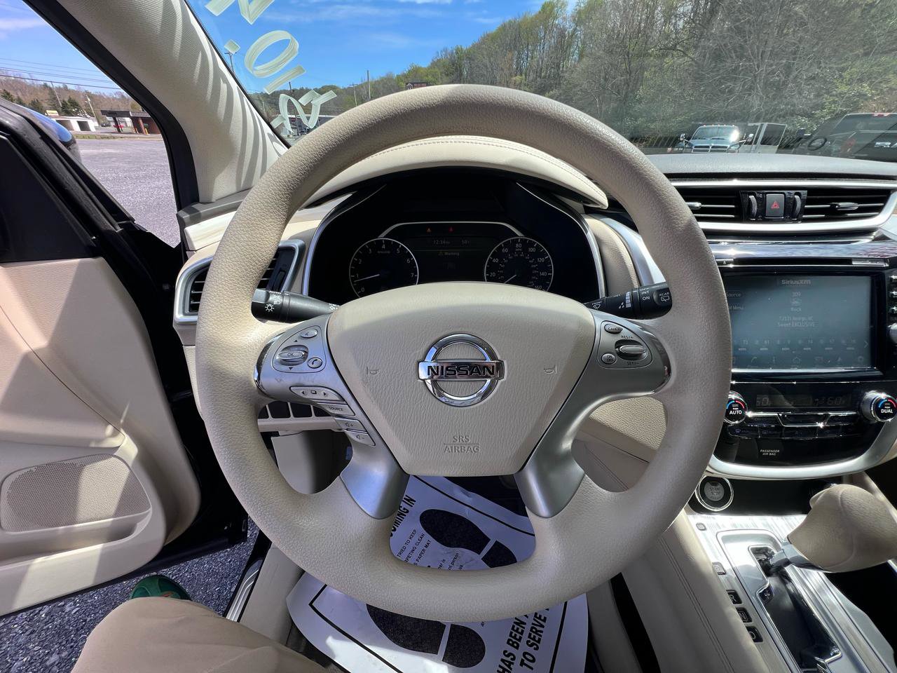 Used 2015 Nissan Murano S w/ Navigation Package AWD/4WD image 10