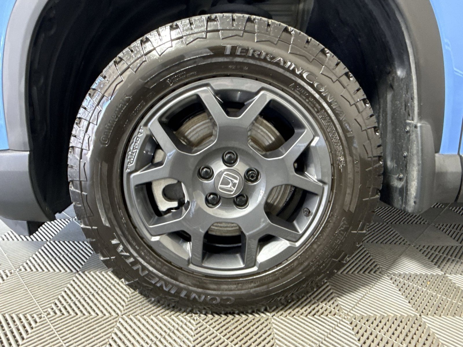 Used 2025 Honda Pilot TrailSport image 12