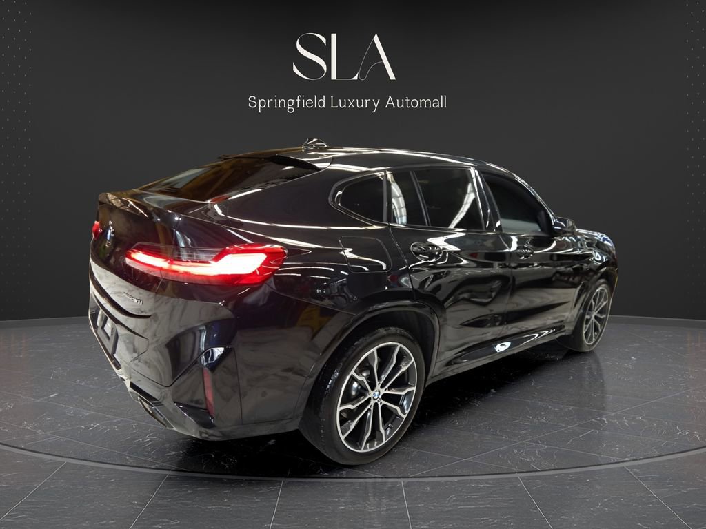 Used 2023 BMW X4 xDrive30i w/ Premium Enhanced Package AWD/4WD image 4