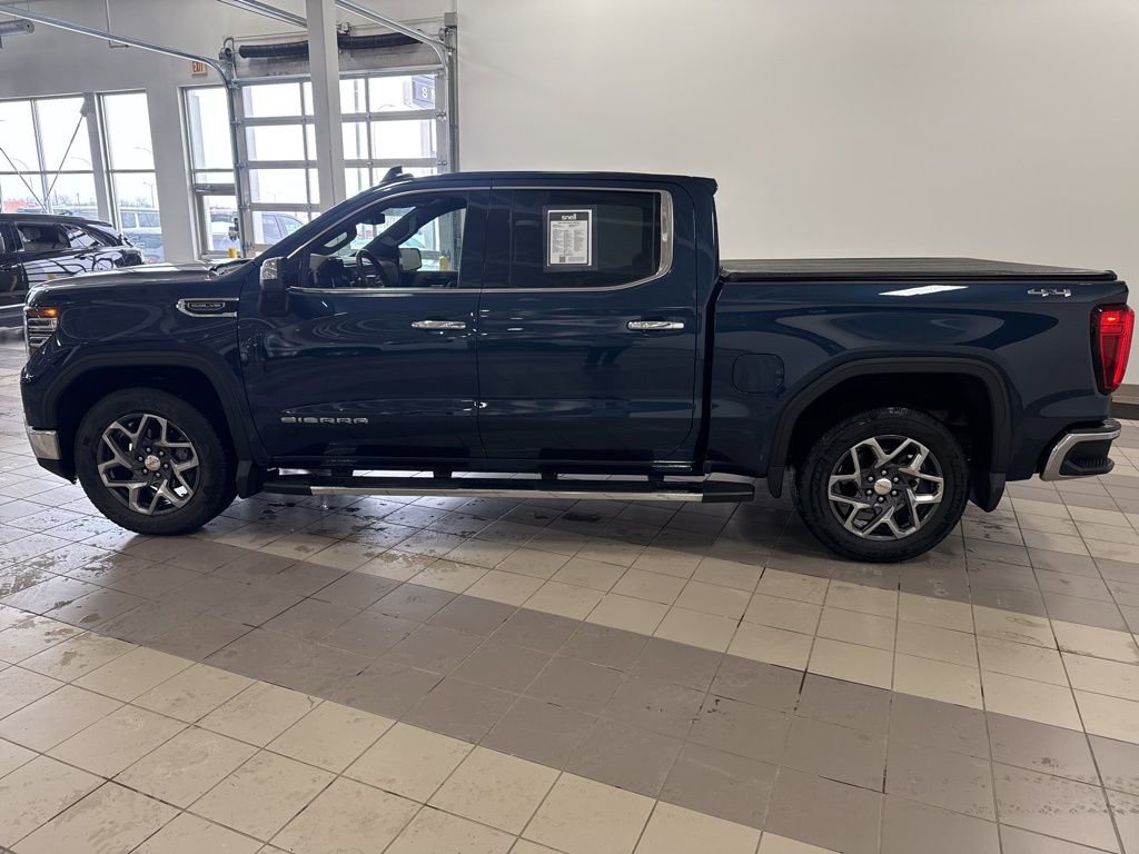 Used 2022 GMC Sierra 1500 SLT w/ SLT Convenience Package image 2