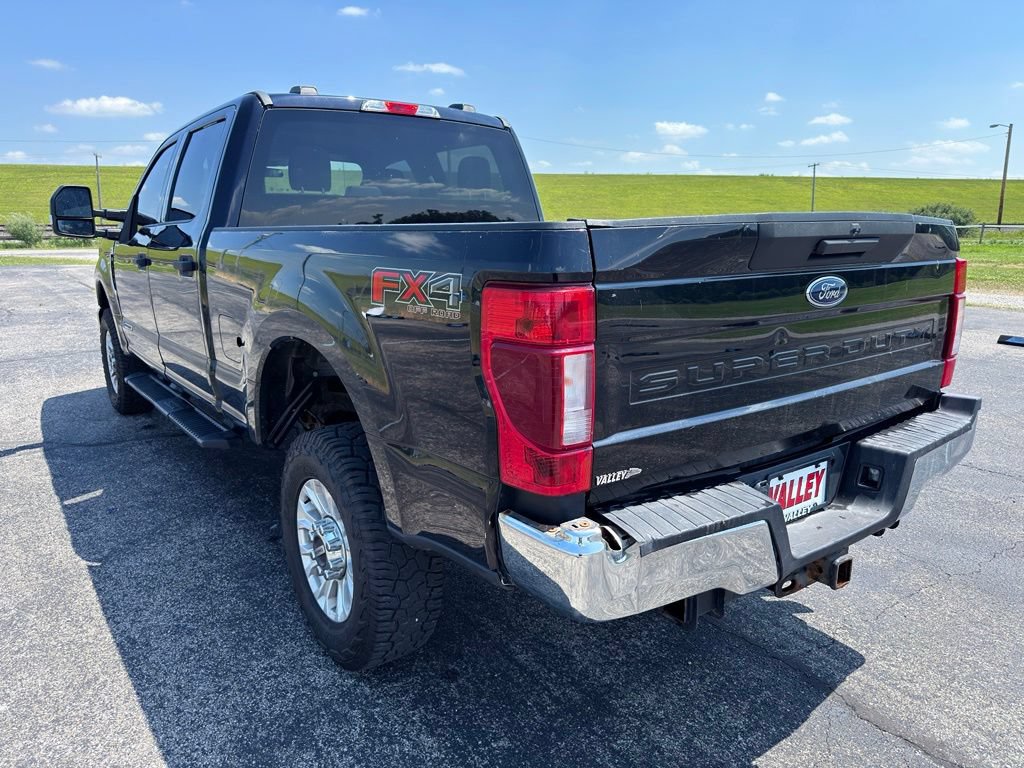 Used 2021 Ford F250 XLT w/ FX4 Off-Road Package AWD/4WD image 8