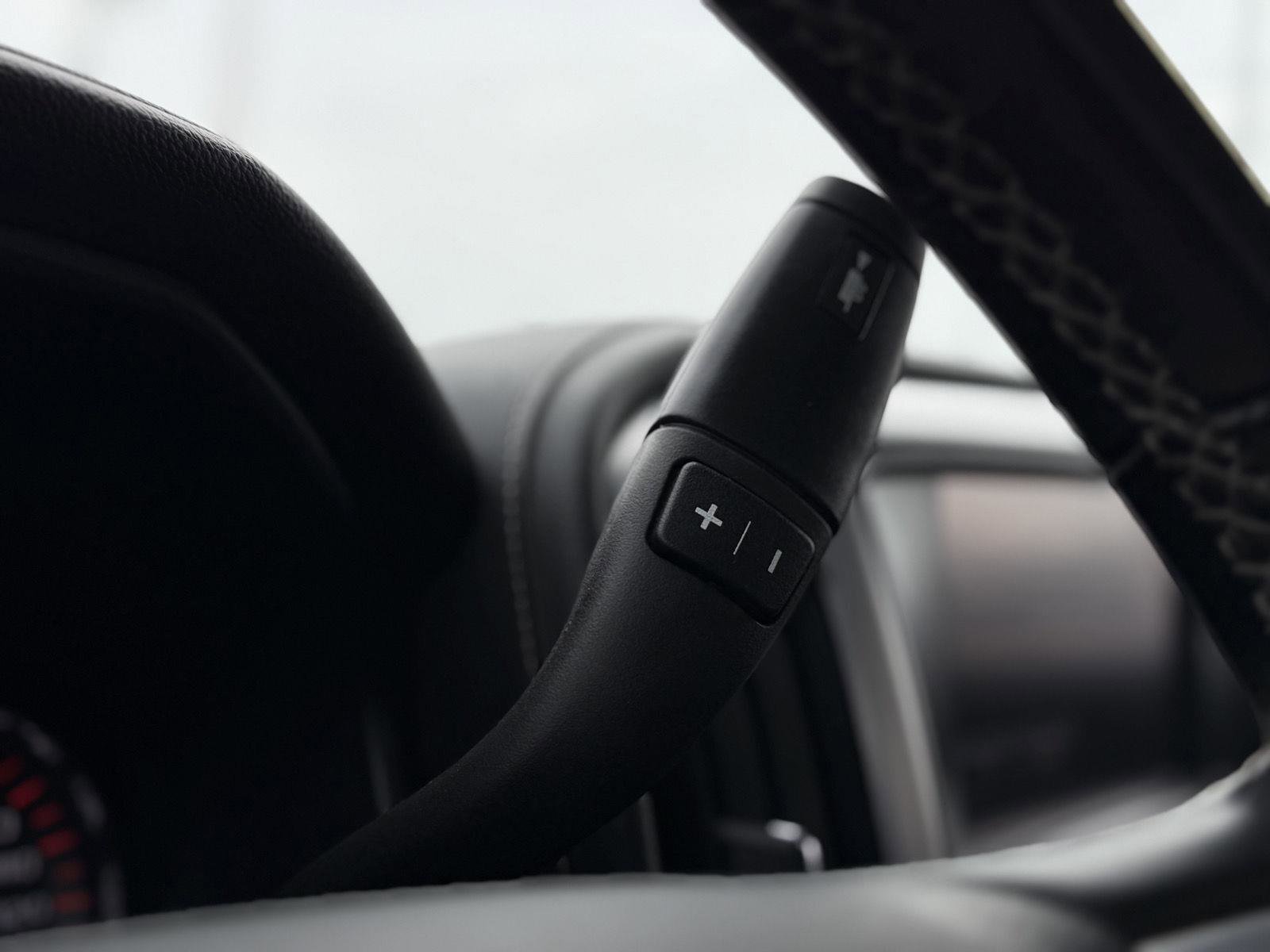 Used 2016 GMC Sierra 3500 SLE w/ SLE Preferred Package image 17