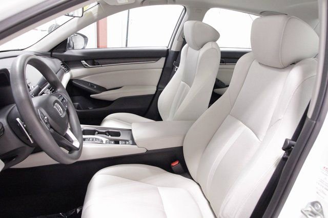 Used 2018 Honda Accord EX image 12