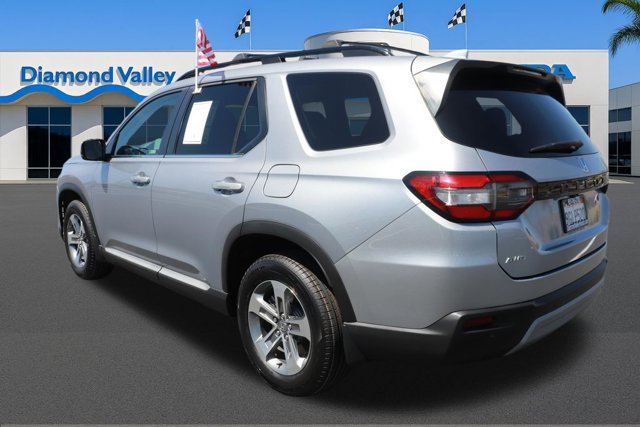 Used 2023 Honda Pilot EX-L image 4