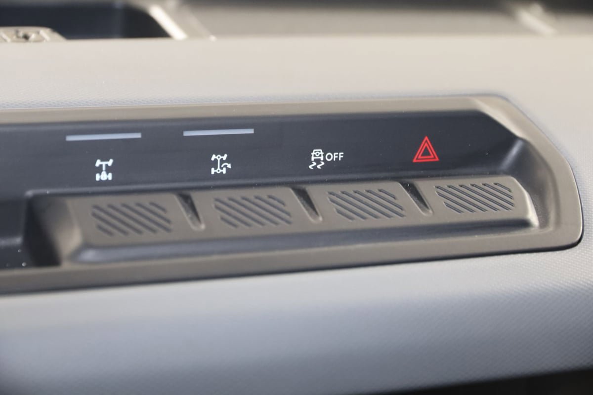 Used 2021 Ford Bronco Black Diamond AWD/4WD image 35