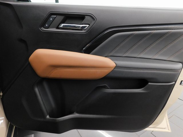 Used 2024 GMC Canyon AT4 w/ AT4 Premium Package image 28