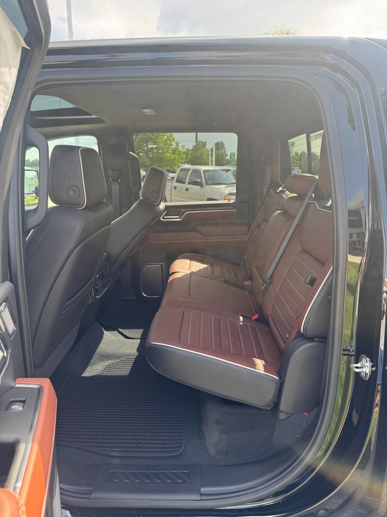 New 2025 GMC Sierra 2500 Denali Ultimate image 15