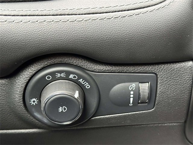 Certified 2022 Dodge Durango GT image 32