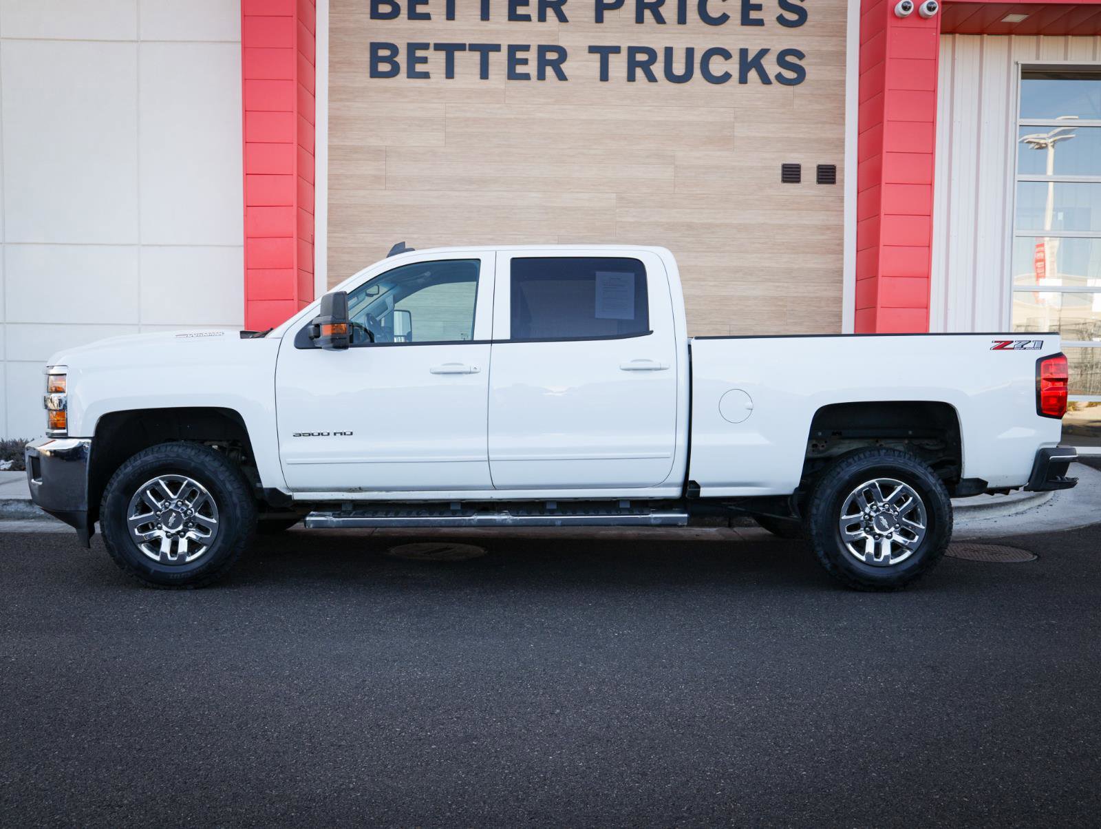 Used 2019 Chevrolet Silverado 3500 LT w/ LT Convenience Package image 7
