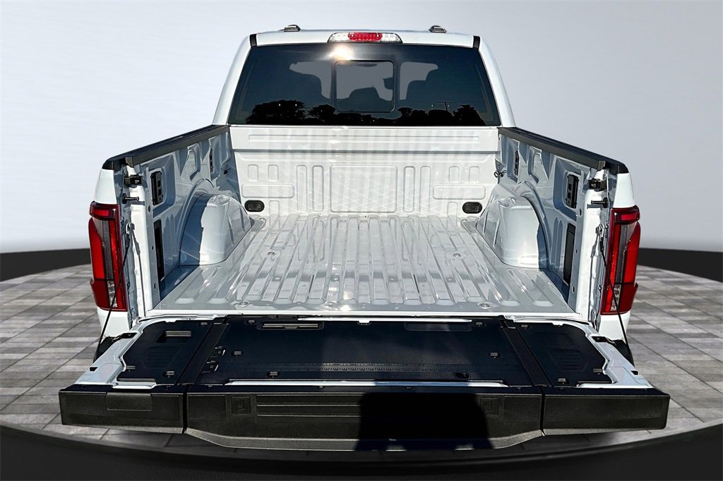 New 2025 Ford F150 Lariat w/ Equipment Group 501A Mid image 7