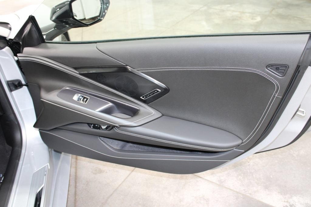 New 2026 Chevrolet Corvette Stingray Preferred Cpe w/ Z51 Performance Package RWD image 26