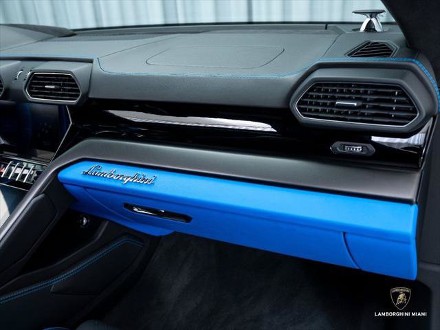 Used 2024 Lamborghini Urus S AWD/4WD image 45