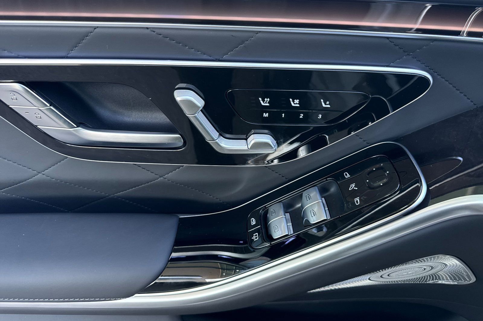 New 2026 Mercedes-Benz S 580 4MATIC Sedan image 21